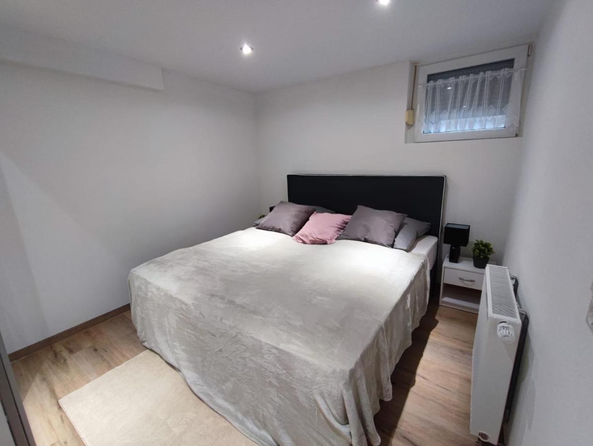 Elida Apartment *